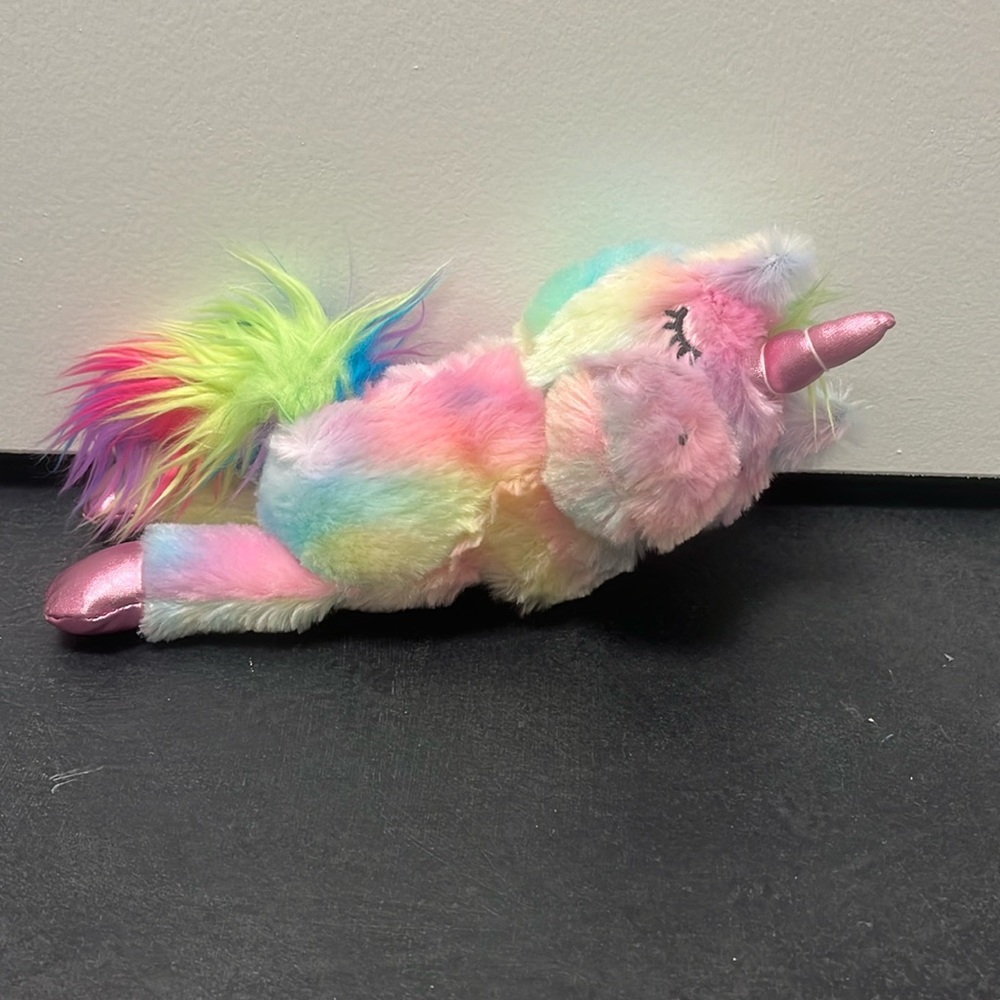 Top Trenz Rainbow dreams unicorn hugging slap bracelet Plush pink multi-color